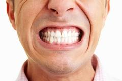 Traiter le bruxisme dentaire - Dentiste Touchette à Gatineau